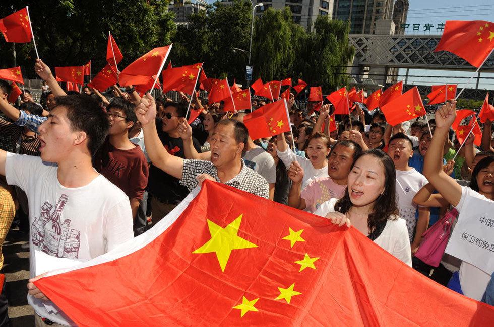 机智问答网页-漂亮的花会被很多人喜欢+但是小草只会被一个人喜欢怎么回复?热门问题解答